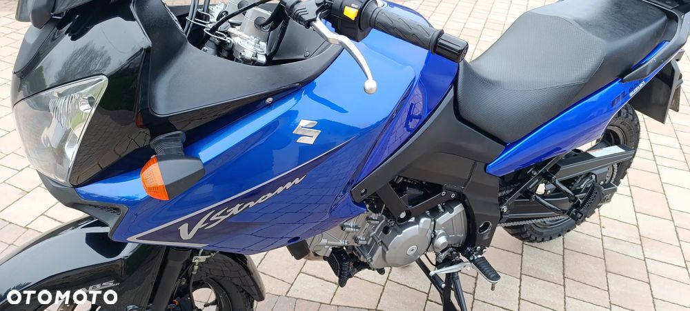 Suzuki V-STROM - 15