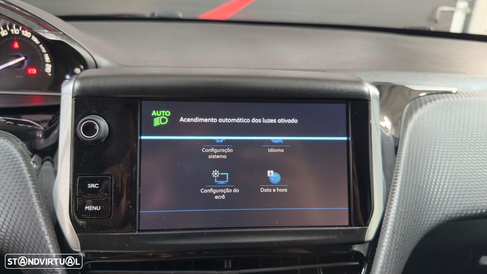 Peugeot 208 1.2 PureTech Signature - 18