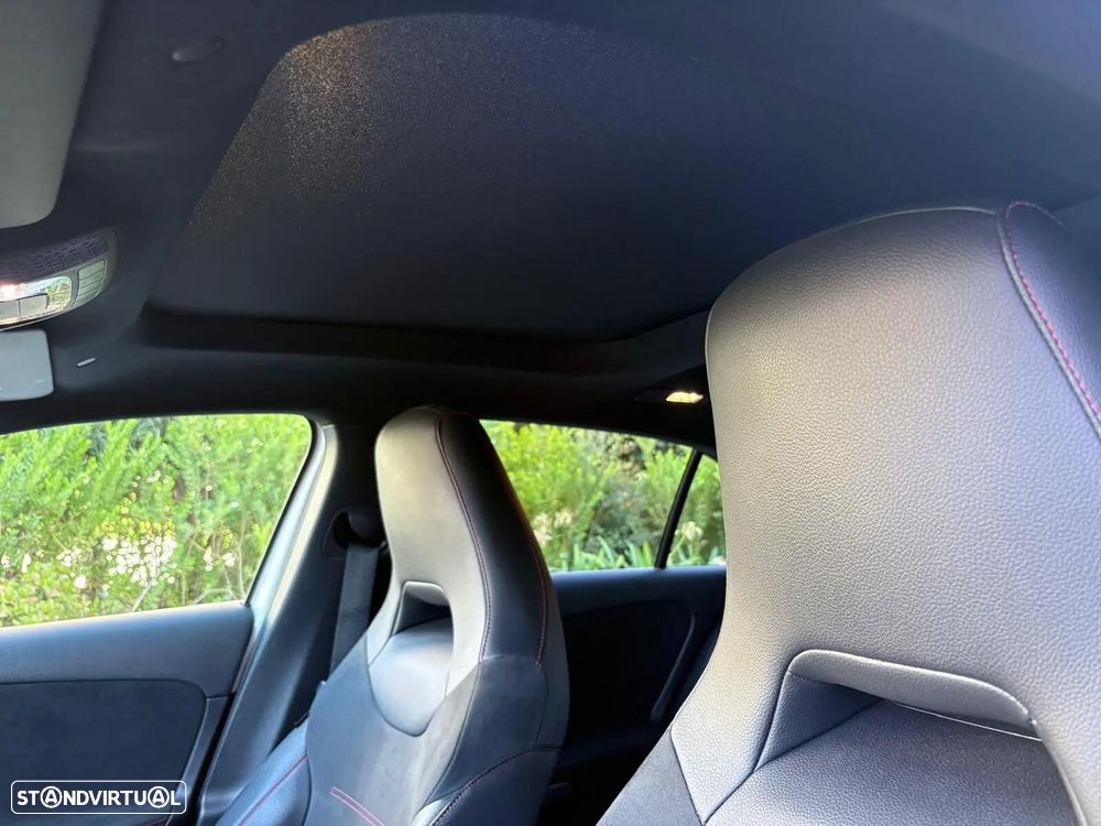 Mercedes-Benz A 180 d AMG Line Aut. - 33