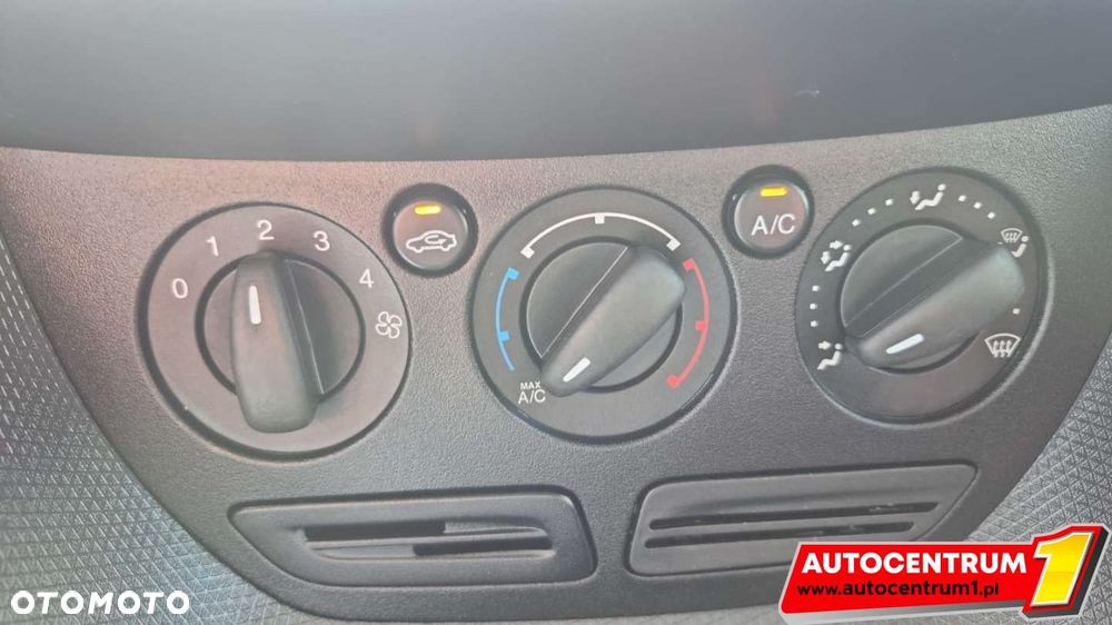 Ford Transit Connect - 13