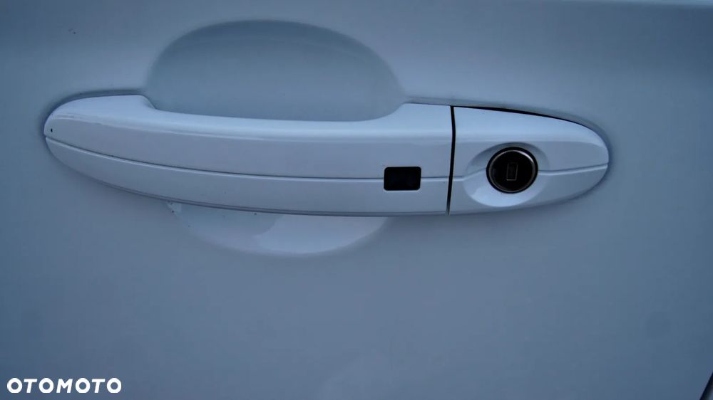 Ford Mondeo 1.6 TDCi Titanium - 23