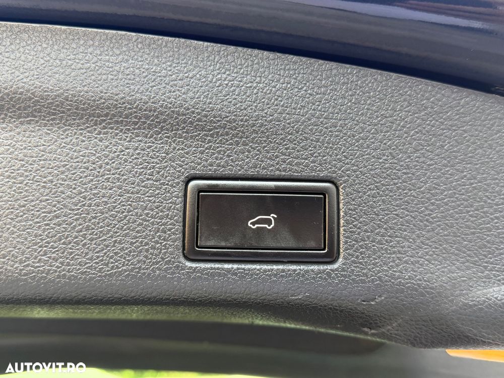 Volkswagen Sharan 2.0 TDI DSG BlueMotion Technology Highline - 30
