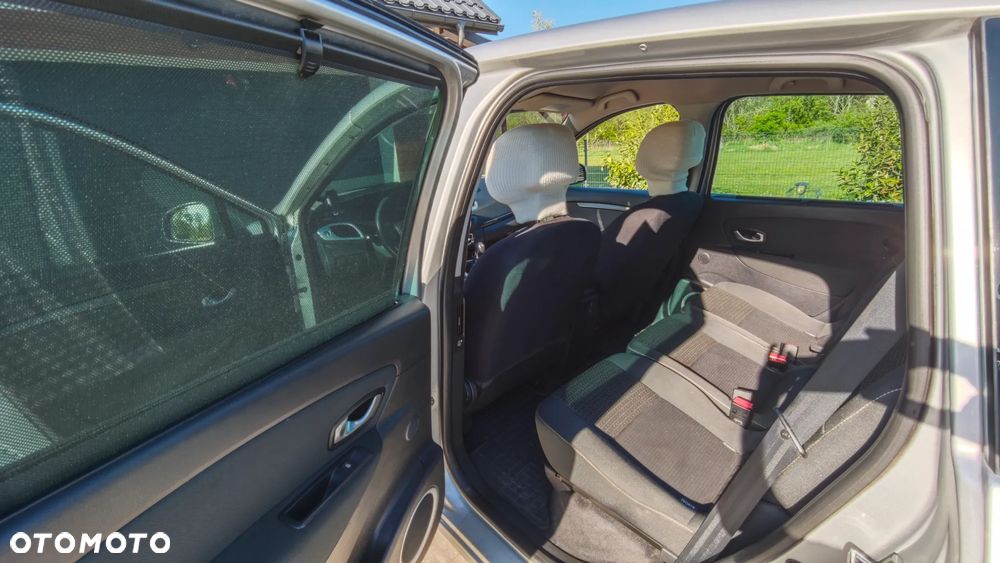 Renault Scenic - 12