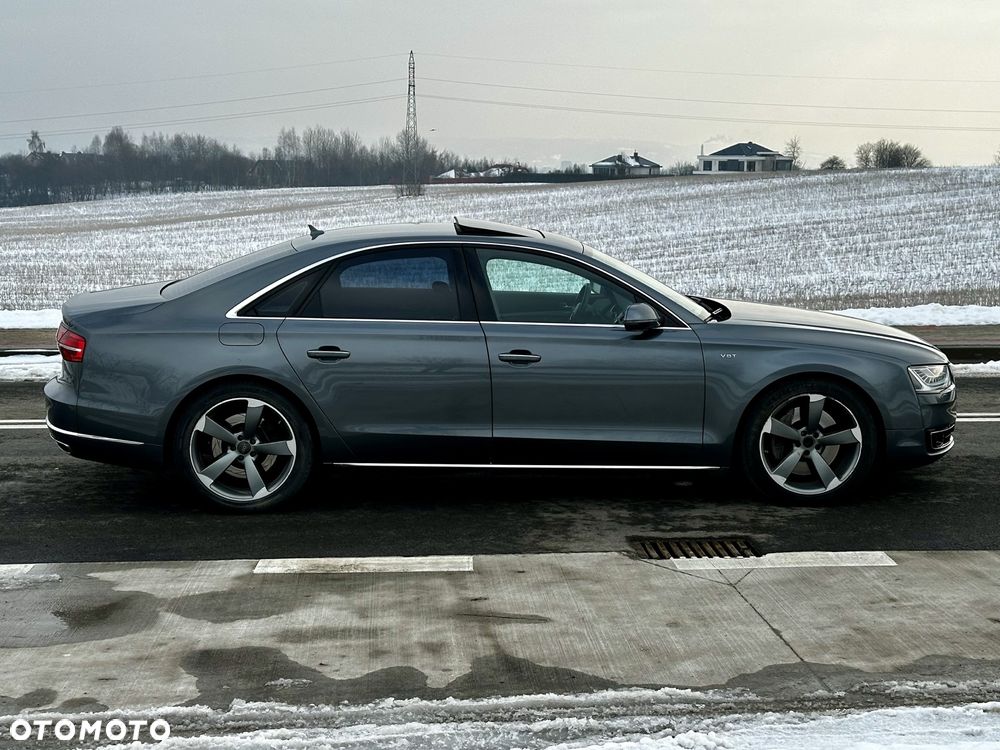 Audi A8 4.2 TDI DPF (clean diesel) quattro tiptronic - 9