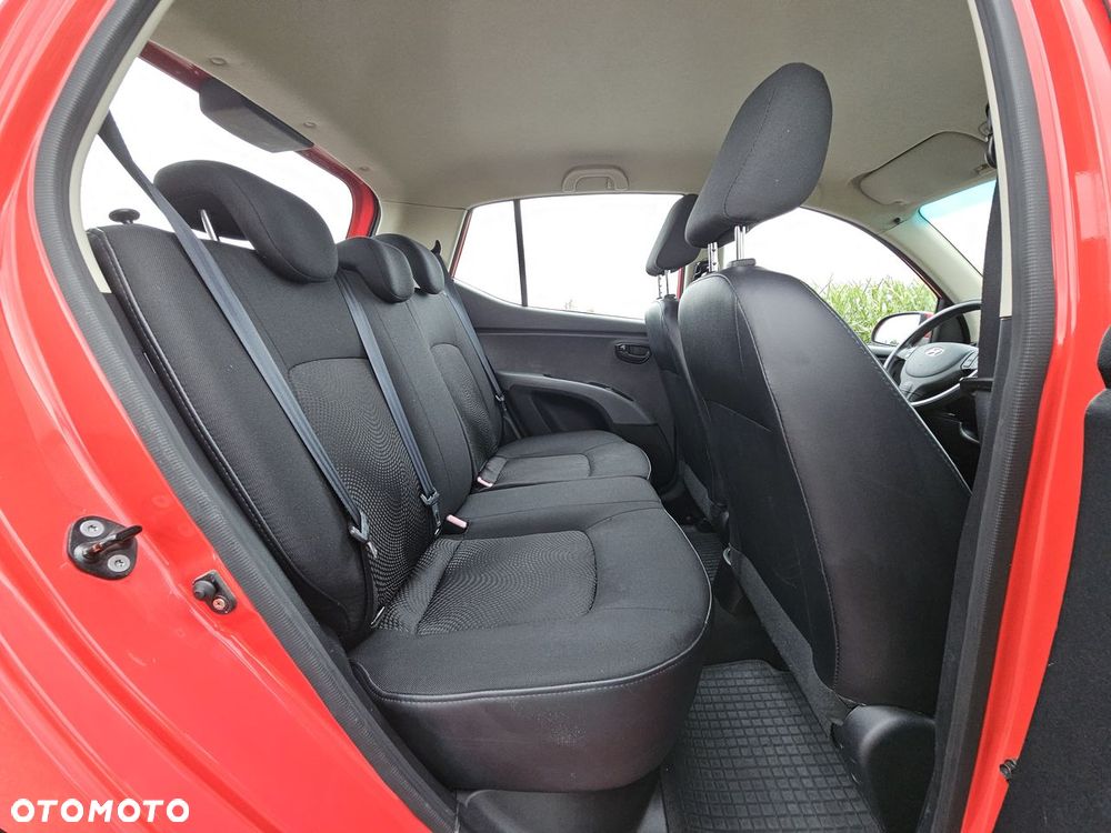 Hyundai i10 1.1 Comfort - 12