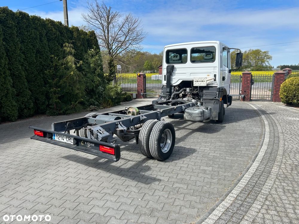 Nissan Atleon 56.120 DMC 3,5T - 4