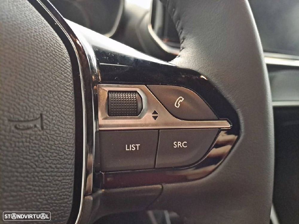 Peugeot 2008 1.2 PureTech Style - 17