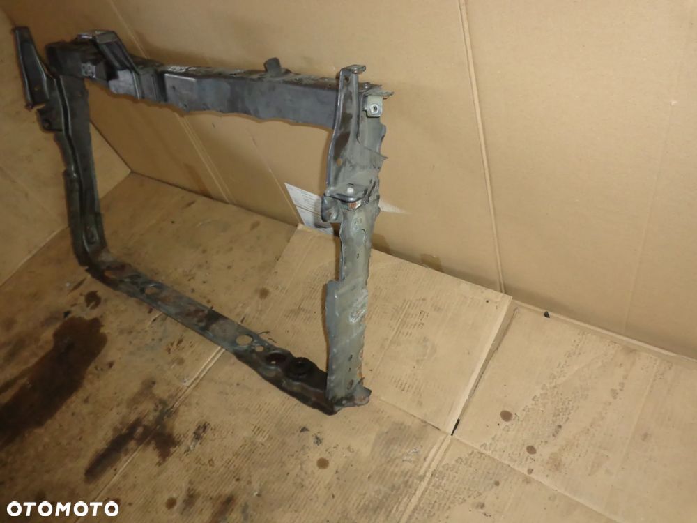 TOYOTA VERSO 09-13 pas przedni 1G3 - 3