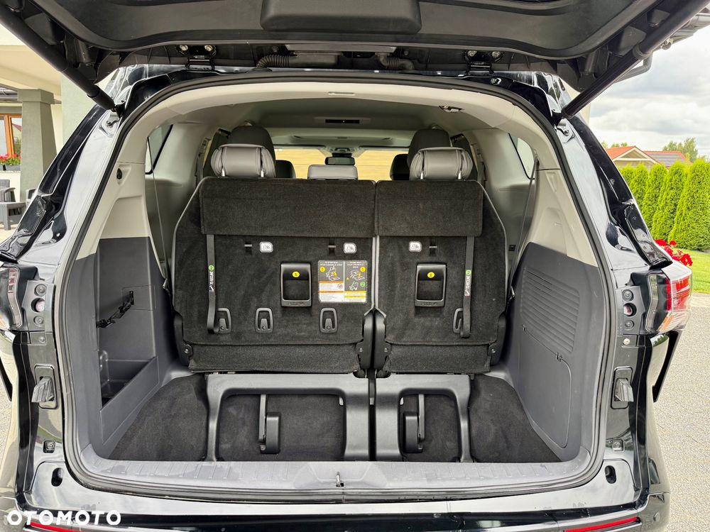 Toyota Sienna - 15