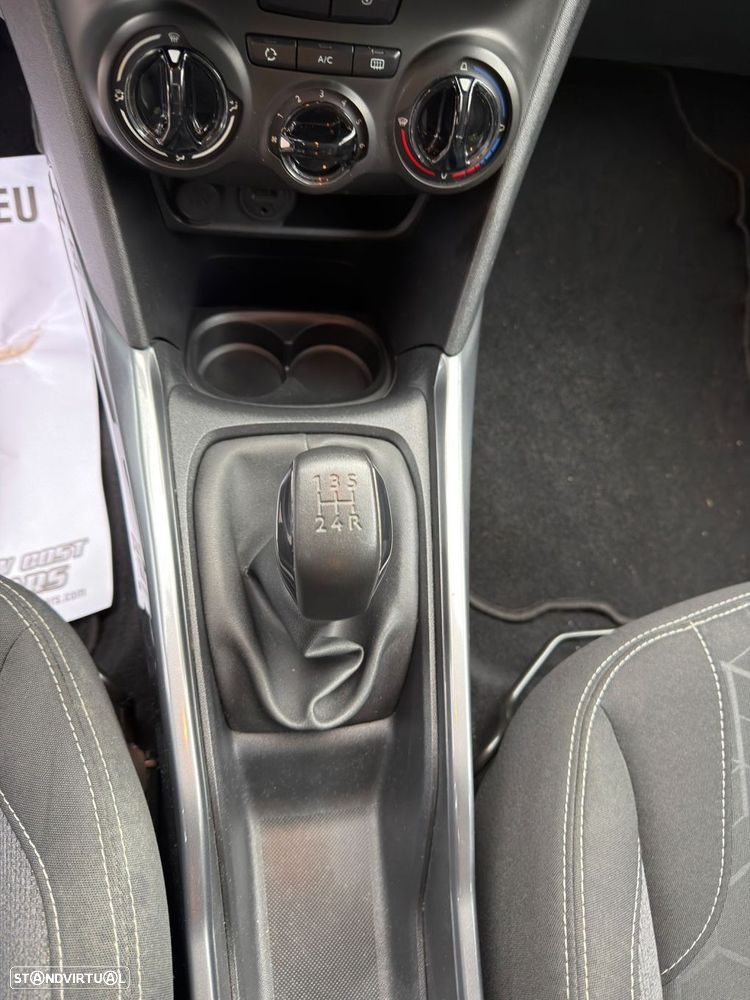 Peugeot 2008 1.2 PureTech Active - 33