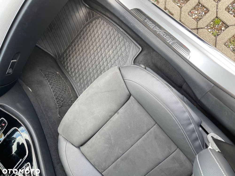 Mercedes-Benz Klasa E 220 d 9G-TRONIC Avantgarde - 12