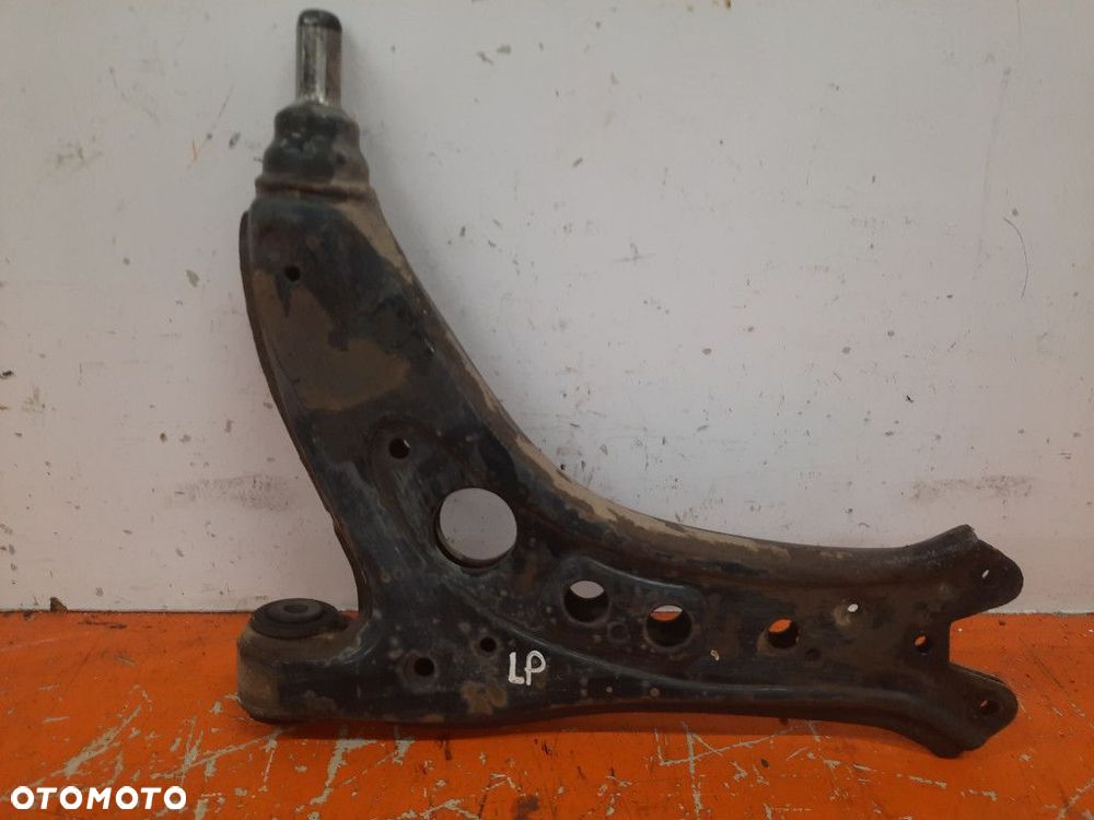 VOLKSWAGEN FOX II 05-09 WAHACZ PRZÓD PRZEDNI LEWY 6Q0407158C BMD - 1
