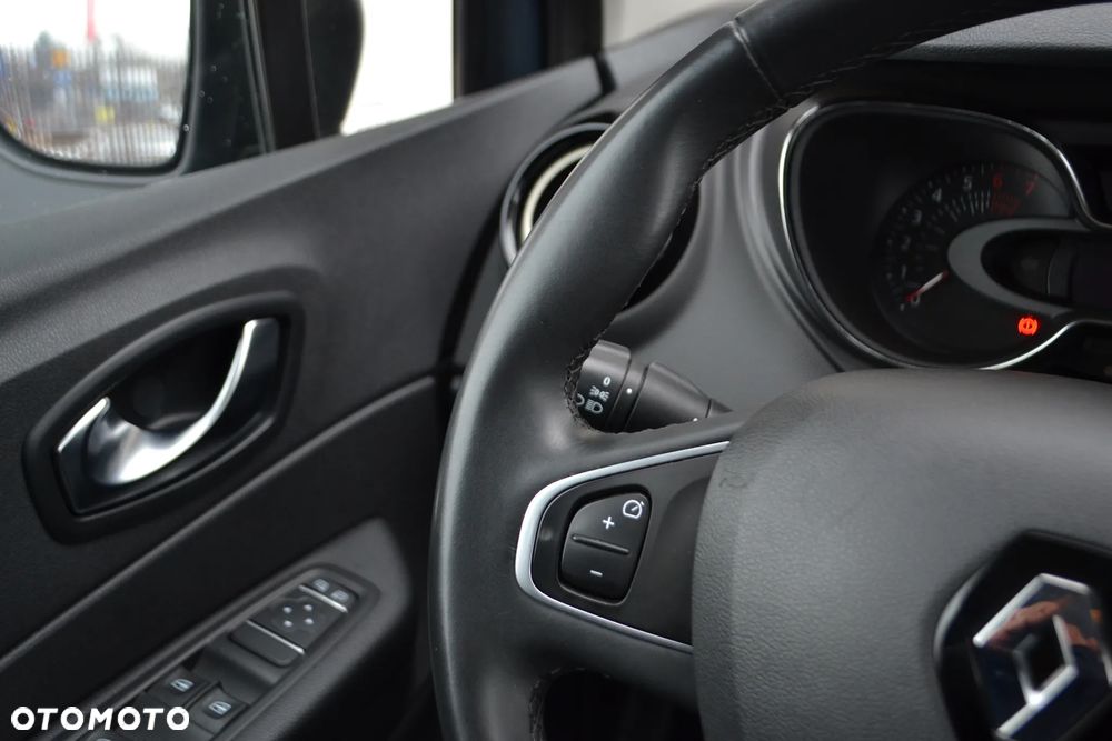 Renault Captur - 21