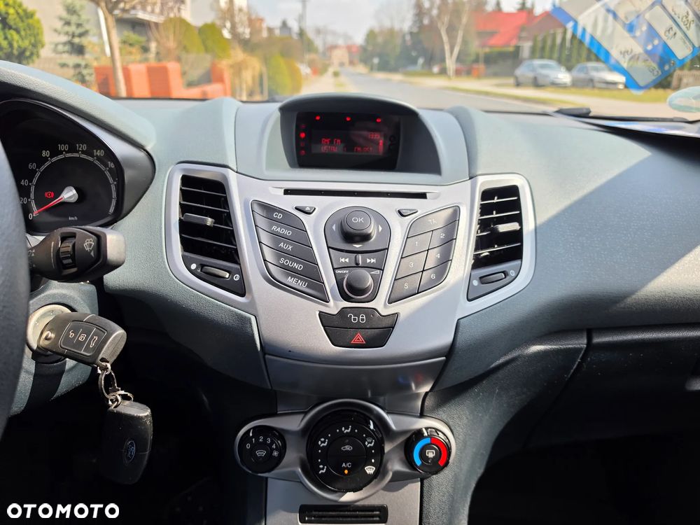 Ford Fiesta - 5