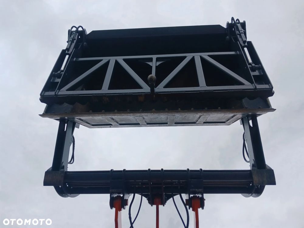 Hitachi ZW 150 - 14