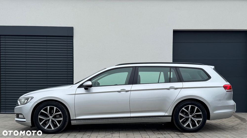 Volkswagen Passat Variant 2.0 TDI (BlueMotion Technology) Comfortline - 4