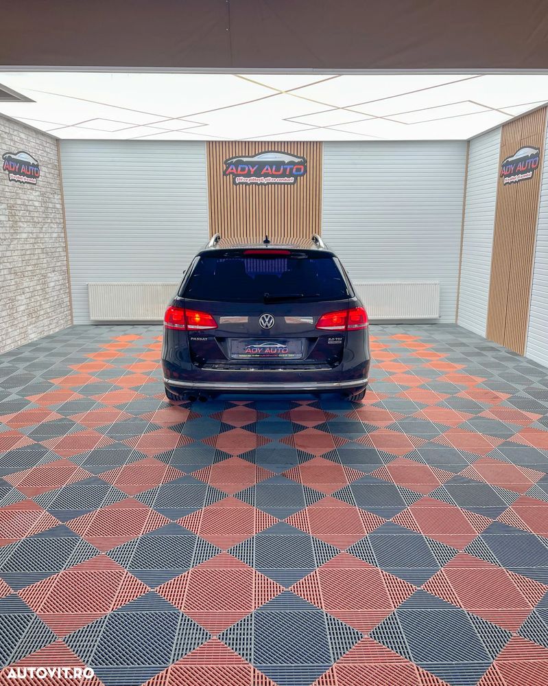 Volkswagen Passat Variant 2.0 TDI Blue TDI DSG Comfortline - 18