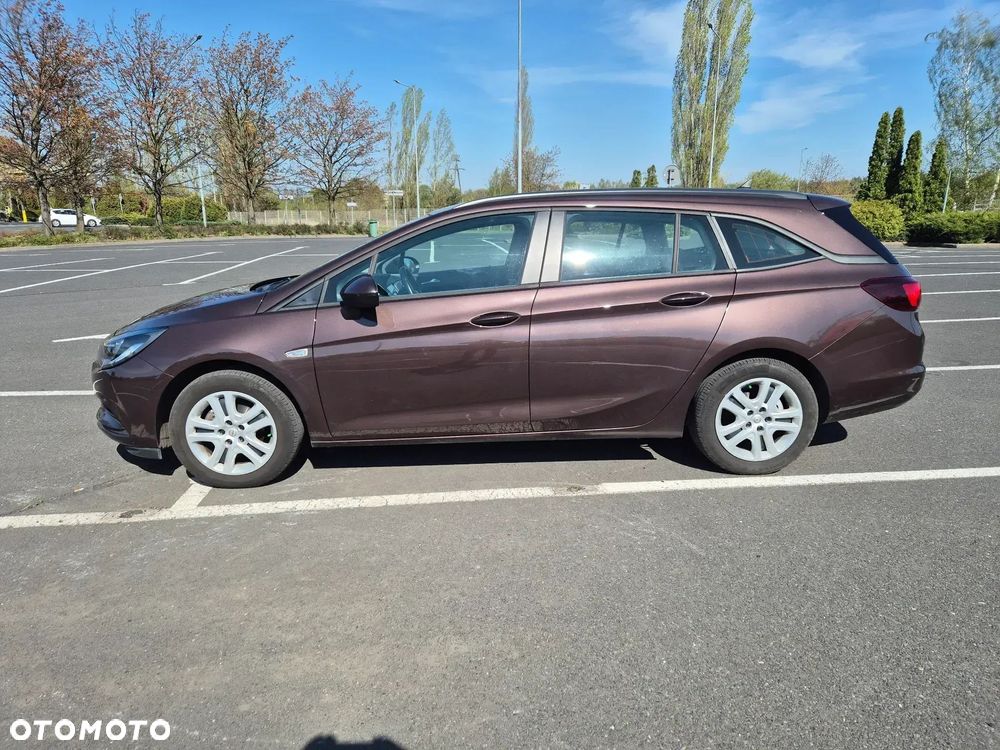 Opel Astra - 1