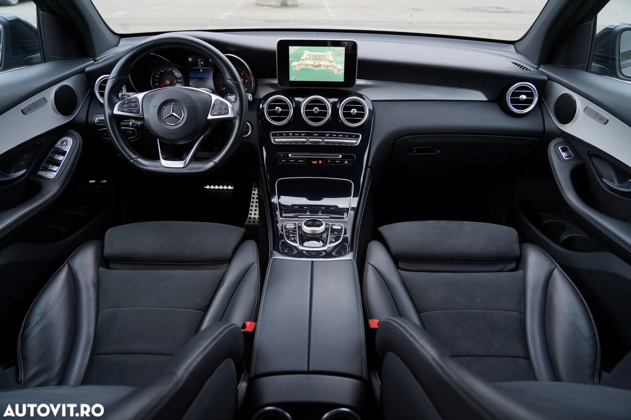 Mercedes-Benz GLC Coupe 220 d 4Matic 9G-TRONIC AMG Line - 8