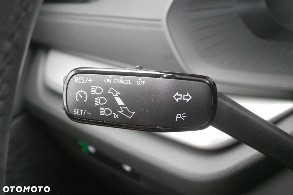 Skoda Octavia 2.0 TDI Essence DSG - 25