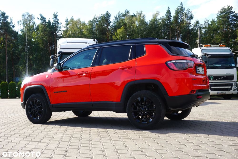 Jeep Compass - 4