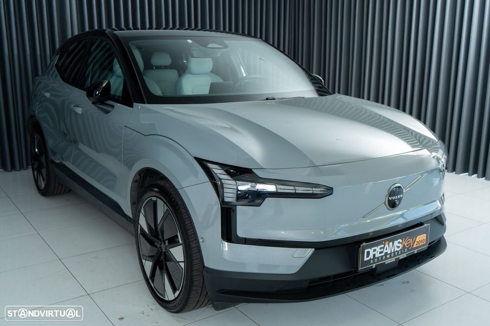 Volvo EX30 Twin Motor Performance AWD Ultra - 13