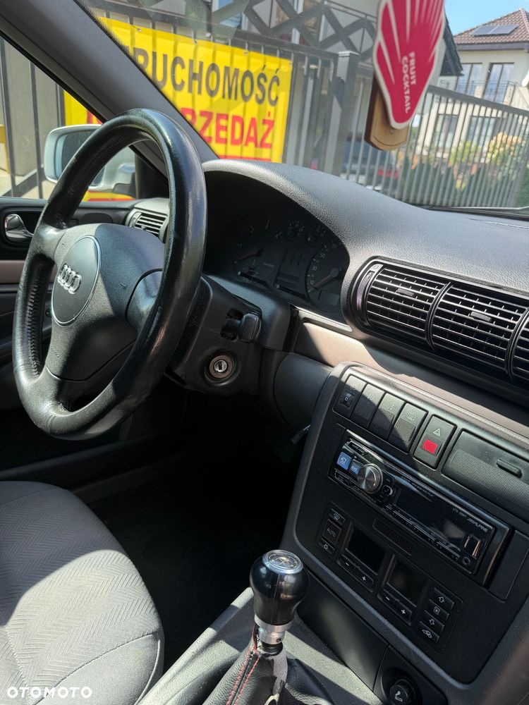 Audi A4 Limousine 1.9 TDI - 12
