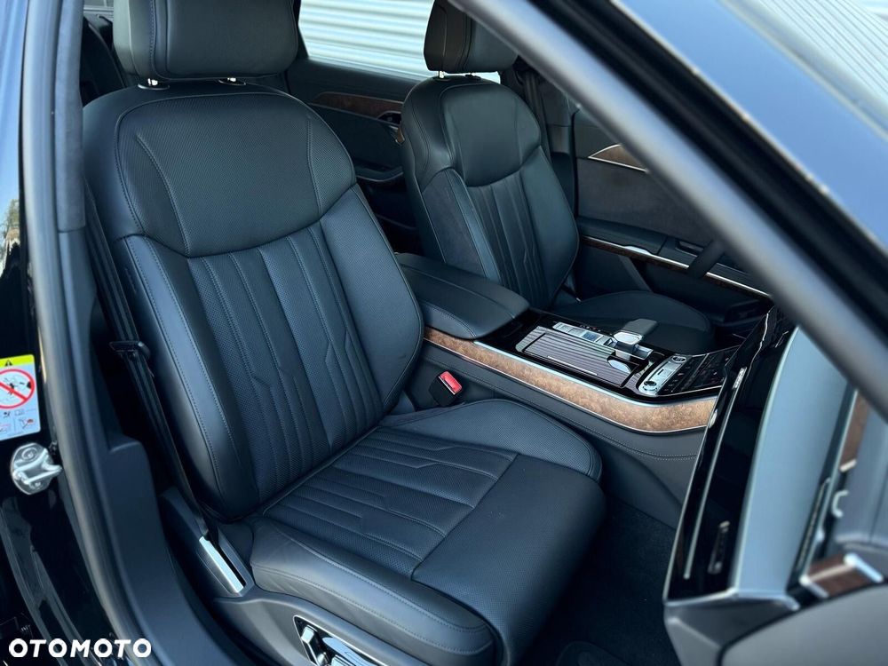 Audi A8 - 37