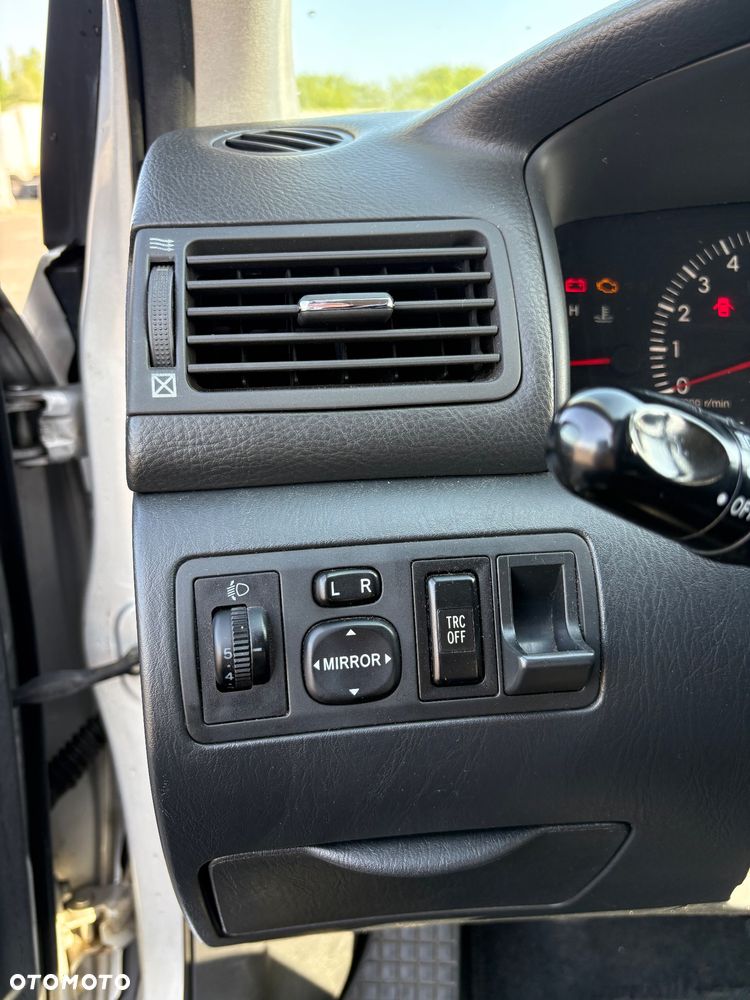 Toyota Corolla 1.6 VVT-i Sol - 13