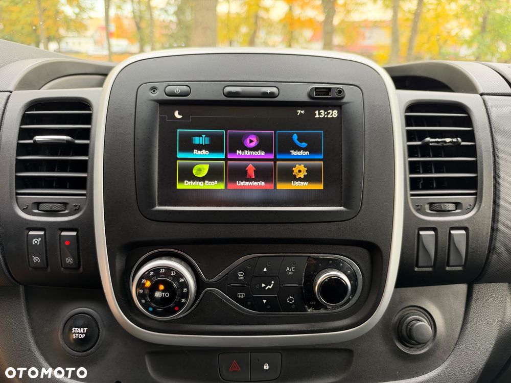 Renault Trafic - 25