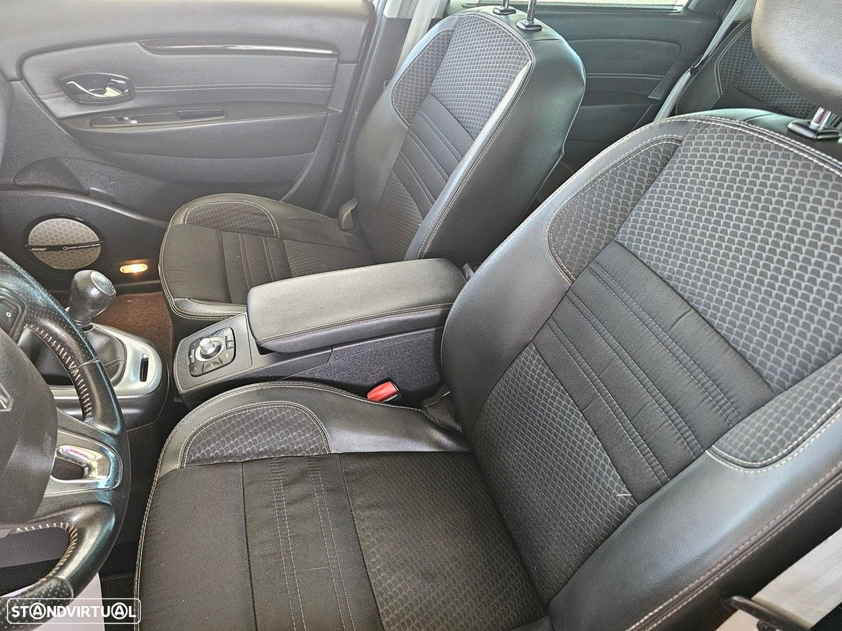 Renault Grand Scénic 1.5 dCi Bose Edition SS - 25