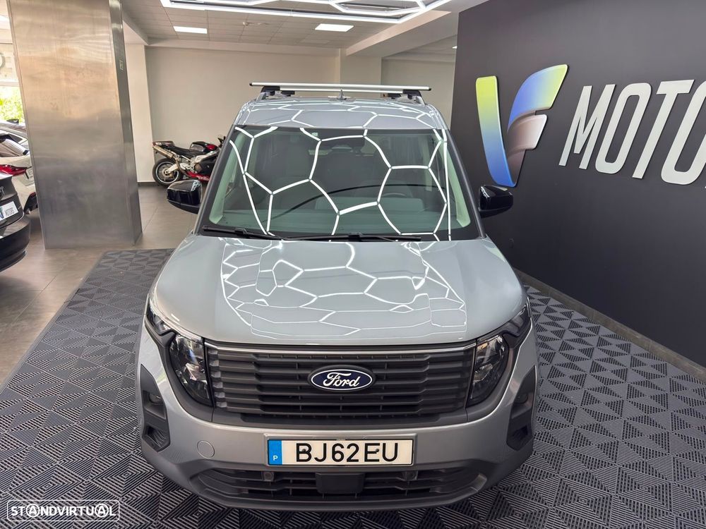 Ford Tourneo Courier 1.0 EcoBoost Titanium - 4