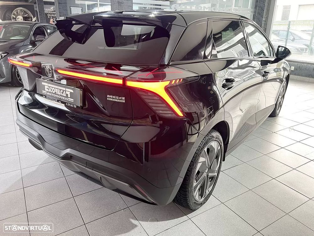 MG MG4 4 Luxury 64 kWh - 4