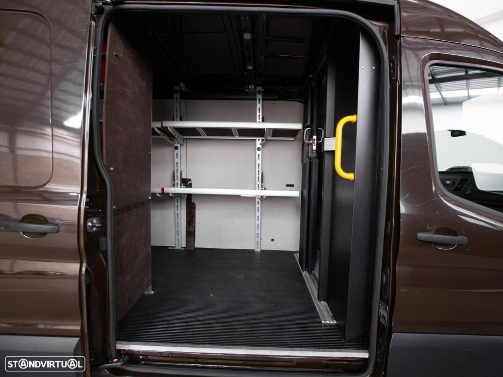 Ford Transit 2.0 L3H2 TREND c/iva - 7