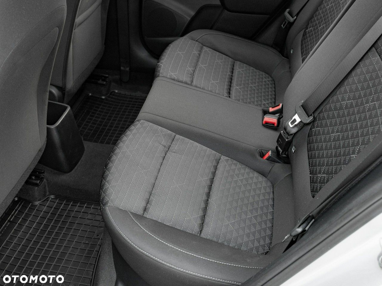 Kia Rio 1.2 M - 26