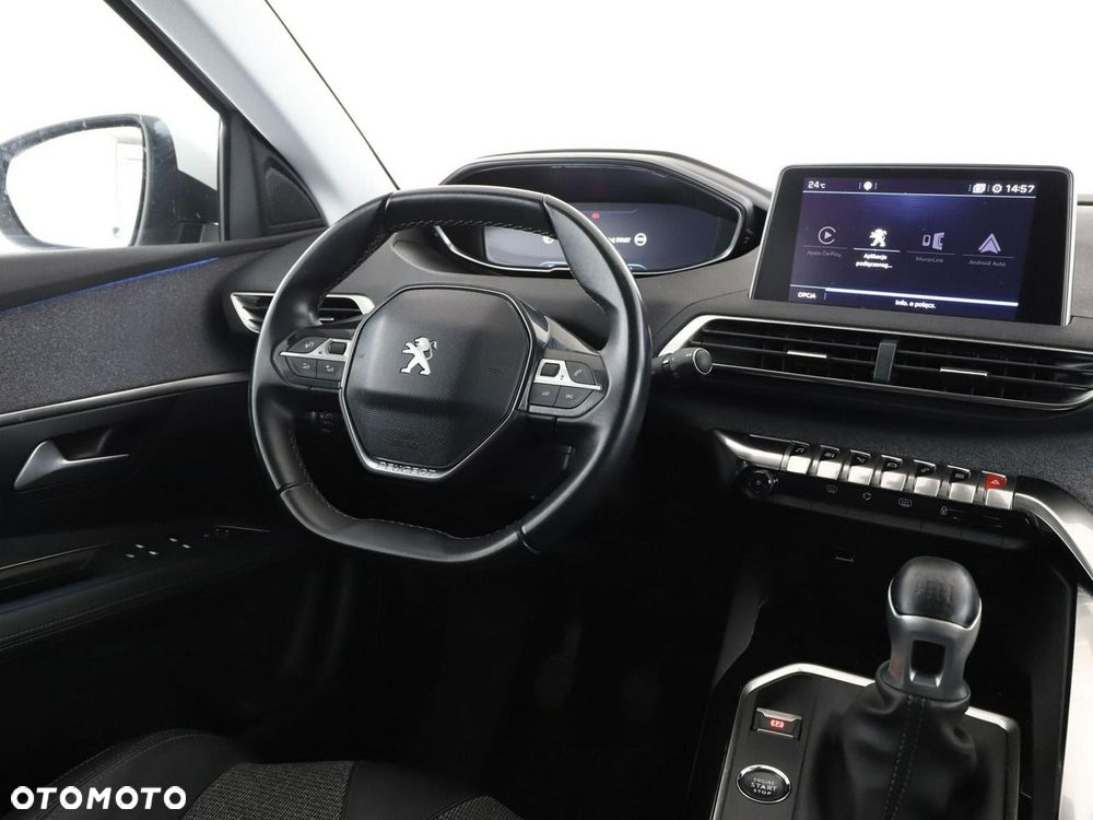Peugeot 3008 1.2 PureTech Allure - 17