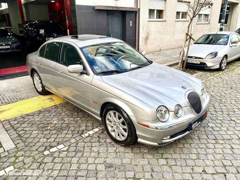 Jaguar S-Type 3.0 V6 Executive Auto. - 5