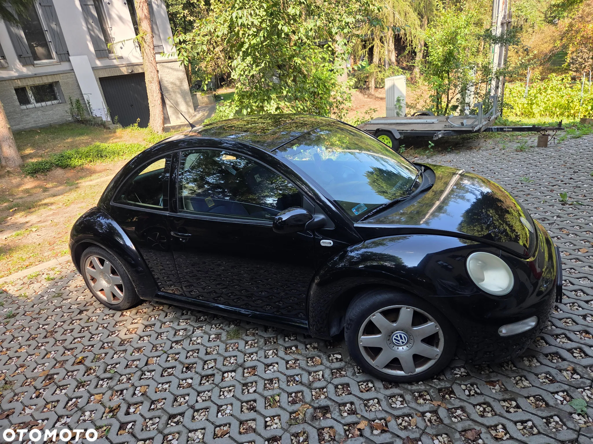 Volkswagen New Beetle - 2