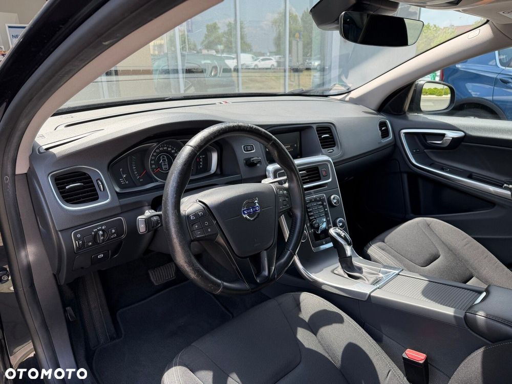 Volvo S60 T3 Drive-E Kinetic - 14