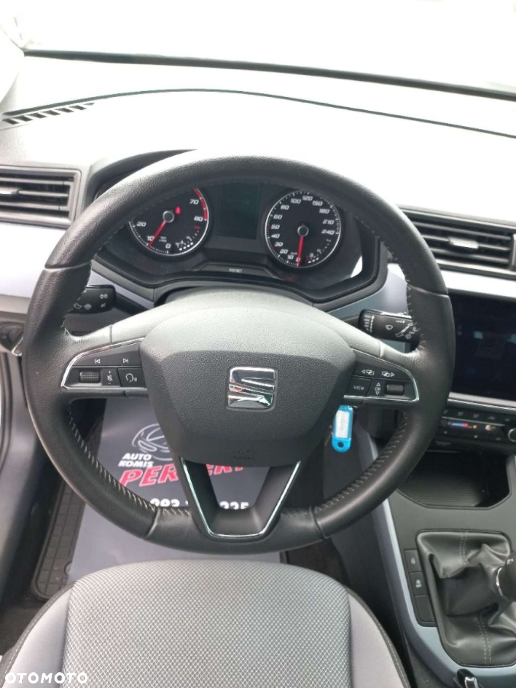 Seat Arona - 12
