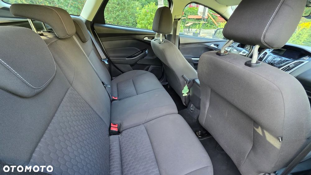 Ford Focus - 10