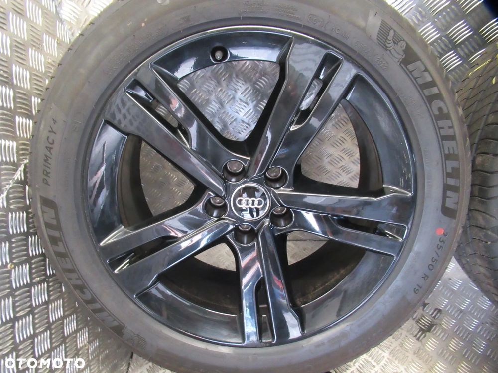 Koła Audi Q3 RS Q3 Q5 SQ5 S8 A8 8Jx19 et39 5x112 - 4