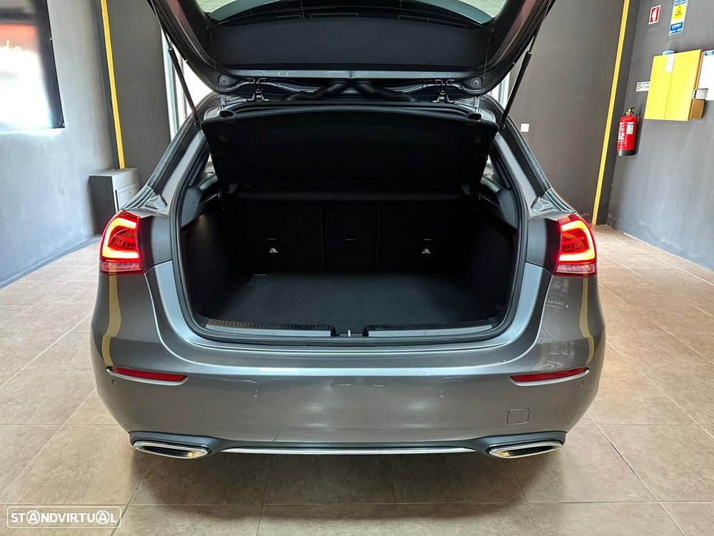 Mercedes-Benz A 180 d 8G-DCT Special Edition - 13