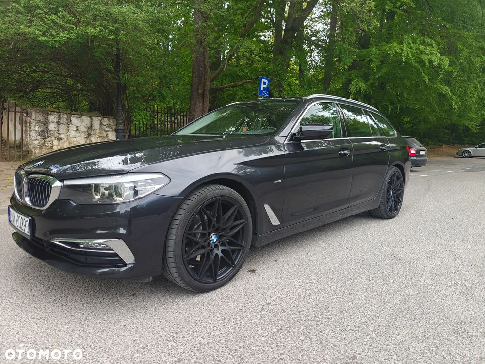 BMW Seria 5 520d xDrive Luxury Line - 1