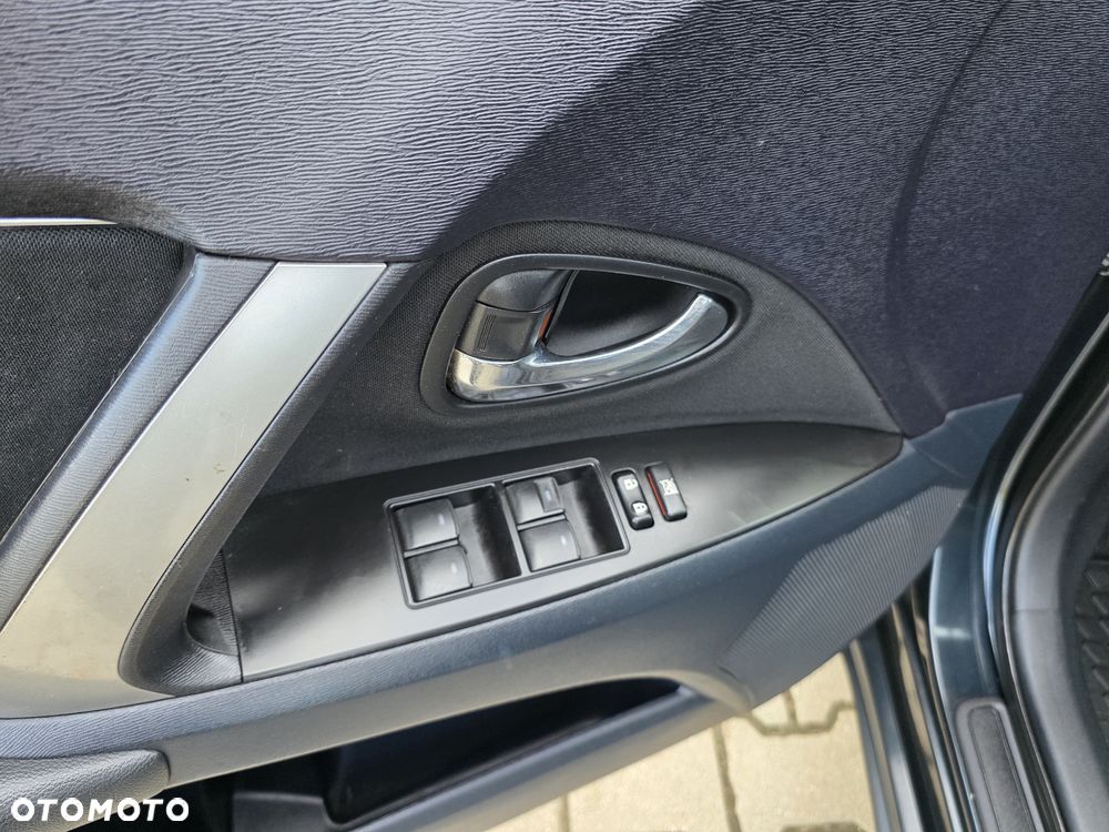 Toyota Avensis - 19