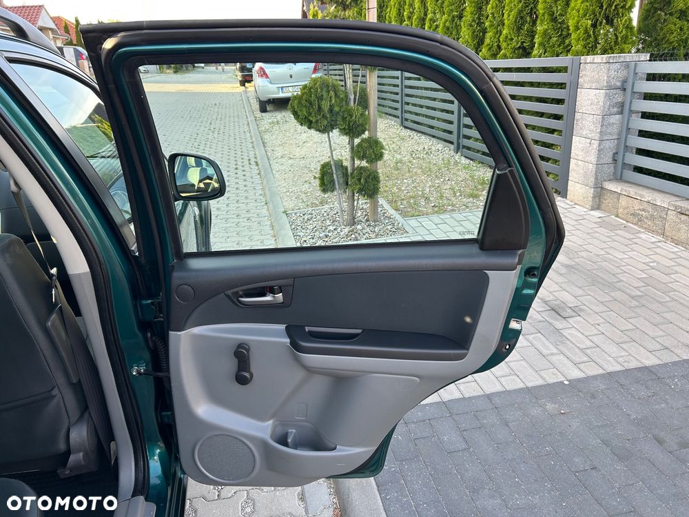 Suzuki SX4 - 16