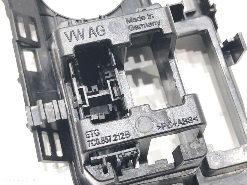 RAMKA PANELU KLIMATYZACJI  MAN TGE Autobus 2017 - 2022 2.0 TDI 130 kW [177 KM] olej napędowy 2017 - - 4