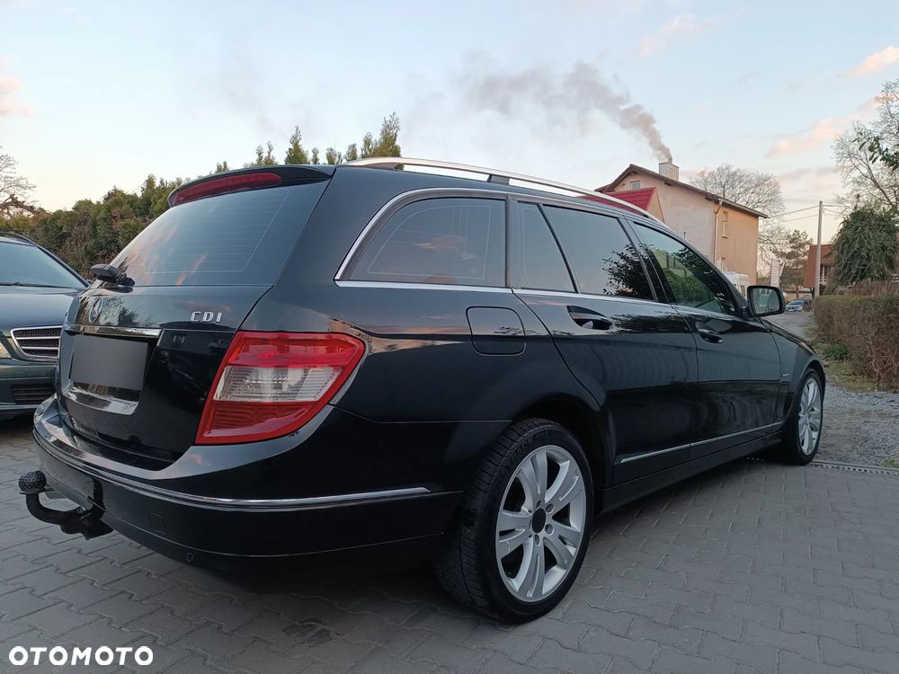 Mercedes-Benz Klasa C 220 CDI DPF Automatik Avantgarde - 12