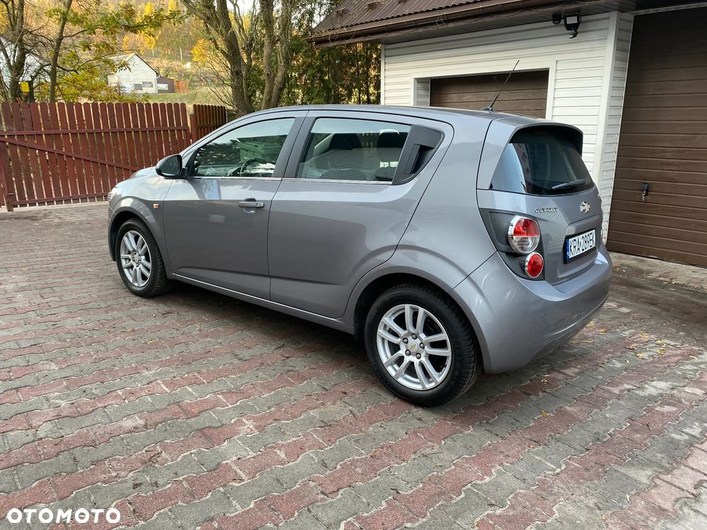 Chevrolet Aveo 1.6 LTZ S/S - 4