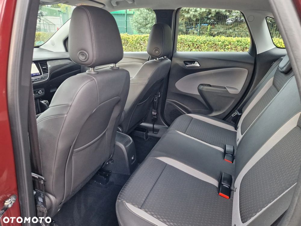 Opel Crossland X - 24